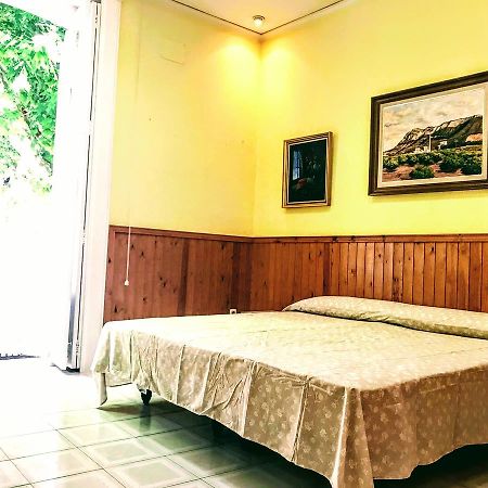 Hostal Marques De Campo Denia Kültér fotó